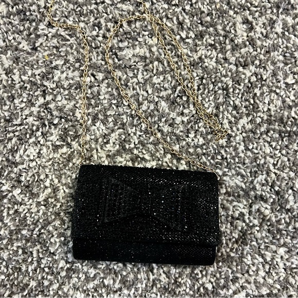 Sparkly bow front purse - Picture 2 of 3